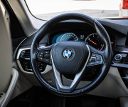 BMW Rad 5 Touring 520d Luxury Line, Pano, Ťažné, ambient, nové brzdy, olej v ZF