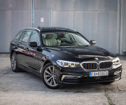 BMW Rad 5 Touring 520d Luxury Line, Pano, Ťažné, ambient, nové brzdy, olej v ZF
