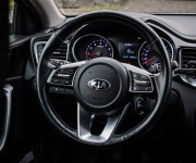 Kia Ceed SW 1.5 TGDi Silver, 1. Majiteľ, Navi, Kamera, connect, sezónne prezutie