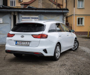 Kia Ceed SW 1.5 TGDi Silver, 1. Majiteľ, Navi, Kamera, connect, sezónne prezutie