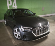 Audi e-tron e-tron 55