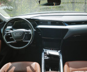 Audi e-tron e-tron 55