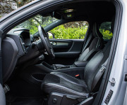 Volvo XC40 P8 Twin motor AWD, El. ťažné, Harman Kardon, Asistenti, DPH