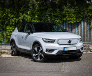 Volvo XC40 P8 Twin motor AWD, El. ťažné, Harman Kardon, Asistenti, DPH