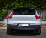 Volvo XC40 P8 Twin motor AWD, El. ťažné, Harman Kardon, Asistenti, DPH