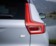 Volvo XC40 P8 Twin motor AWD, El. ťažné, Harman Kardon, Asistenti, 91% SOH, DPH