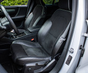 Volvo XC40 P8 Twin motor AWD, El. ťažné, Harman Kardon, Asistenti, 91% SOH, DPH