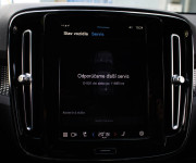 Volvo XC40 P8 Twin motor AWD, El. ťažné, Harman Kardon, Asistenti, 91% SOH, DPH