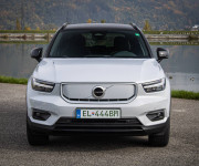 Volvo XC40 P8 Twin motor AWD, El. ťažné, Harman Kardon, Asistenti, 91% SOH, DPH