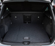 Volvo XC40 P8 Twin motor AWD, El. ťažné, Harman Kardon, Asistenti, 91% SOH, DPH