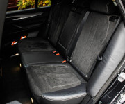 BMW X5 25d xDrive M-Packet, slovenské, 1. majiteľka, po rozsiahlom servise