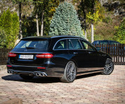 Mercedes-Benz E trieda Kombi 53 4MATIC+ AMG, Airmatic, Distronic+, Pano, Masáž, Webasto, Ambien