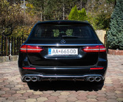 Mercedes-Benz E trieda Kombi 53 4MATIC+ AMG, Airmatic, Distronic+, Pano, Masáž, Webasto, Ambien