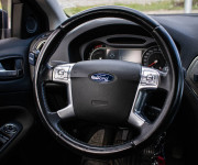 Ford Mondeo Combi 2.5 20V Titanium S