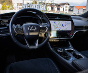 Lexus RZ 450e Luxury TOP, Mark Levinson, 1. Majiteľ, PPF fólia na celom aute, DPH