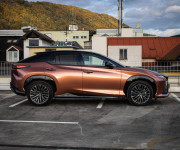 Lexus RZ 450e Luxury TOP, Mark Levinson, 1. Majiteľ, PPF fólia na celom aute, DPH