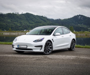 Tesla Model 3 Long Range Refresh EAP 95% SOH, Matrix Led, Dvojité Sklá, tepelné čerpadlo