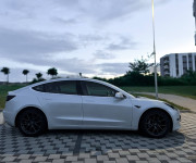 Tesla Model 3 Long Range Dual motor