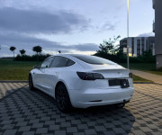Tesla Model 3 Long Range Dual motor