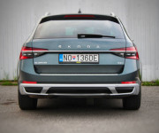 Škoda Superb Combi 2.0 TDI SCR Scout 4x4 DSG