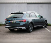 Škoda Superb Combi 2.0 TDI SCR Scout 4x4 DSG
