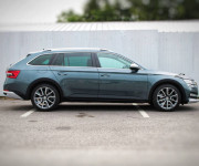 Škoda Superb Combi 2.0 TDI SCR Scout 4x4 DSG