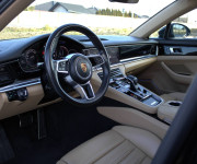 Porsche Panamera 4S A/T