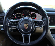 Porsche Panamera 4S A/T