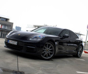 Porsche Panamera 4S A/T