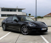 Porsche Panamera 4S A/T