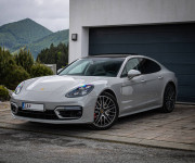 Porsche Panamera 4S 2.9 V6 PDK, 1. Majiteľ, Slovenské, Nelakované, bez elektra, DPH