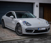 Porsche Panamera 4S 2.9 V6 PDK, 1. Majiteľ, Slovenské, Nelakované, bez elektra, DPH