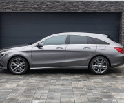 Mercedes-Benz CLA Shooting Brake 220D A/T 100kW AMG KOŽA NELAKOVANÉ