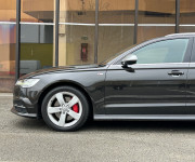 Audi A6 Avant Quattro V6