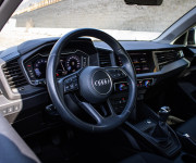 Audi A1 30 TFSI 85kW, Led svetlá, Ambient, R17 alu, Zrkadlenie obrazovky, Qi nabíjanie