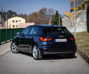 Audi A1 30 TFSI 85kW, Led svetlá, Ambient, R17 alu, Zrkadlenie obrazovky, Qi nabíjanie