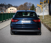 Audi A1 30 TFSI 85kW, Led svetlá, Ambient, R17 alu, Zrkadlenie obrazovky, Qi nabíjanie