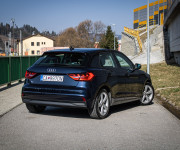 Audi A1 30 TFSI 85kW, Led svetlá, Ambient, R17 alu, Zrkadlenie obrazovky, Qi nabíjanie