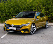 Volkswagen Arteon 2.0 TSI BMT R-Line DSG