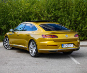Volkswagen Arteon 2.0 TSI BMT R-Line DSG