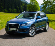 Audi Q5 3.0 TDI 4x4 A/T Koža, Panorama, po servise
