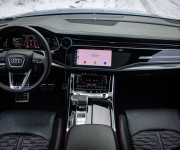 Audi RSQ8 4.0 TFSI Full Carbon, Masáž, Soft-close, Pano, R23, v záruke, DPH