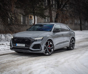 Audi RSQ8 4.0 TFSI Full Carbon, Masáž, Soft-close, Pano, R23, v záruke, DPH