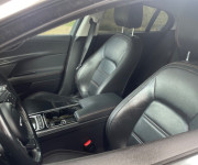 Jaguar XE 2.0 I4D Prestige AT