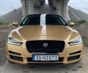 Jaguar XE 2.0 I4D Prestige AT