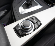 BMW Rad 3 Touring 320d xDrive Advantage A/T