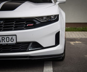Chevrolet Camaro 2.0T 205 kW, Maxton doplnky, Strešné okno, klapky, pekný stav