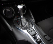 Chevrolet Camaro 2.0T 205 kW, Maxton doplnky, Strešné okno, klapky, pekný stav