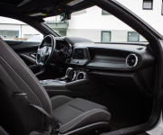 Chevrolet Camaro 2.0T 205 kW, Maxton doplnky, Strešné okno, klapky, pekný stav