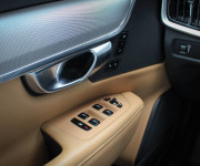 Volvo S90 D4 2.0L Drive-E Inscription A/T